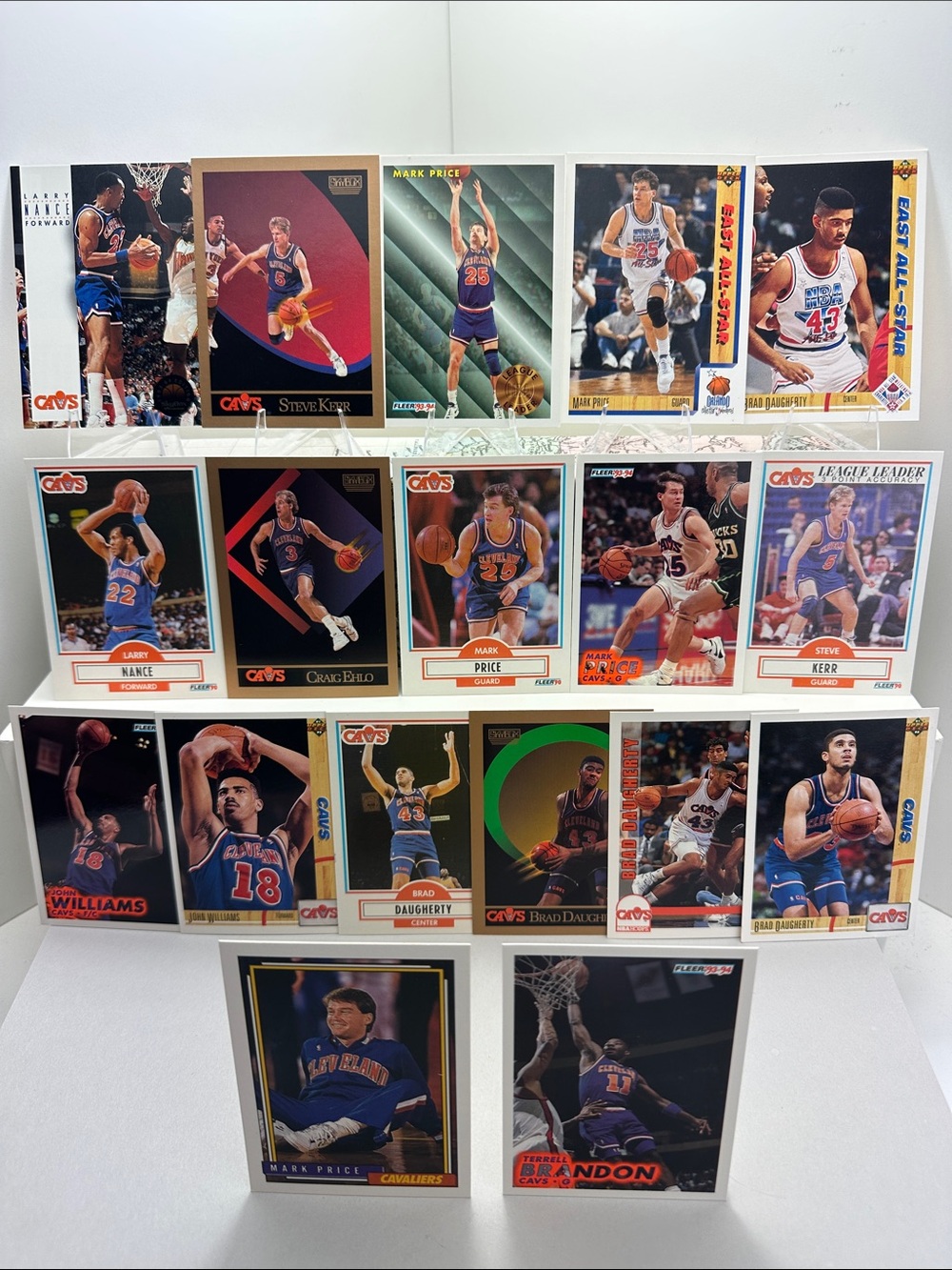 Mark Price Cavs 1990’s lot of 18 Terrell Brandon/Brad Daugherty/Kerr/Nance/Ehlo